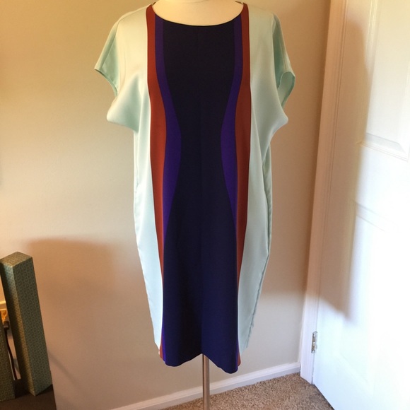 Diane Von Furstenberg Dresses & Skirts - DVF Shift Dress